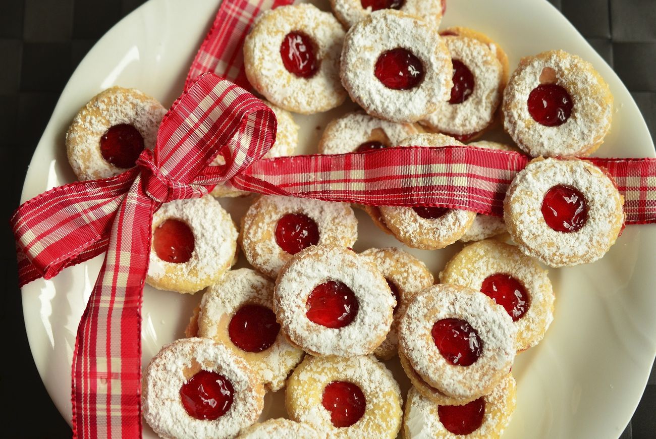 Bulgarian Christmas jam-filled cookies